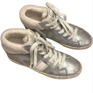 Nine West Stunnah 3 Women's High-Top Sneakers
by Nine West